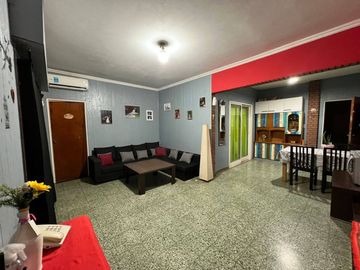 VENTA DPTO 4 AMB EN CIUDADELA - PERMUTA