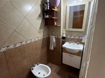 VENTA DPTO 4 AMB EN CIUDADELA - PERMUTA