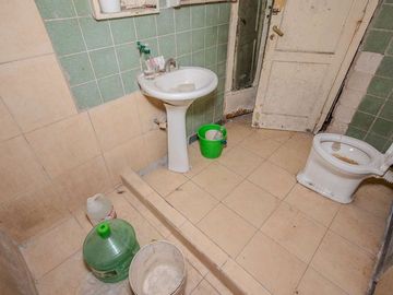 VENTA EN BLOCK- LOCAL - DEPOSITO - 2 UF - PERMUTA