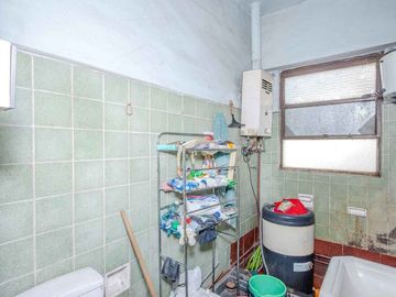 VENTA EN BLOCK- LOCAL - DEPOSITO - 2 UF - PERMUTA