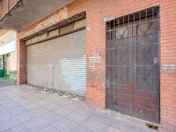 VENTA EN BLOCK- LOCAL - DEPOSITO - 2 UF - PERMUTA