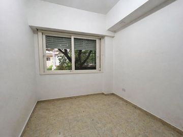 VENTA DEPTO 4 AMB. BALCON FRENTE APTO CRED PERMUTA