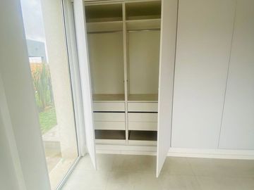 VENTA CASA BARRIO HARAS SANTA MARIA PERMUTA