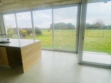 VENTA CASA BARRIO HARAS SANTA MARIA PERMUTA