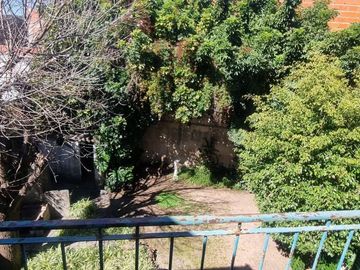 VENTA CASA 4 AMB CON 2 LOCALES PALOMAR APTO CREDIT