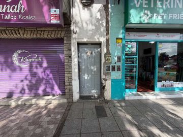 VENTA PH 3 AMB CON PATIO PB APTO CREDITO