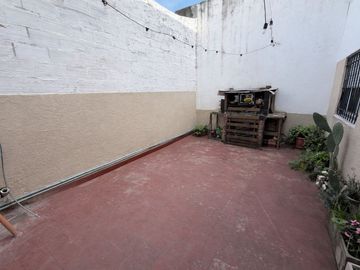 VENTA PH 3 AMB CON PATIO PB APTO CREDITO