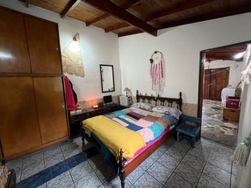 VENTA 2 CASAS EN BLOCK 2 CUADRAS D/ MAR SANTACLARA
