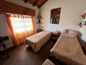 VENTA 2 CASAS EN BLOCK 2 CUADRAS D/ MAR SANTACLARA