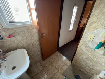 VENTA 2 CASAS EN BLOCK 2 CUADRAS D/ MAR SANTACLARA