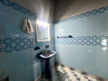 Venta Block 2 locales 2 casas C3 Nva Pompeya