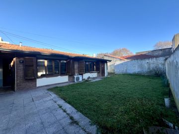 Venta Block 2 locales 2 casas C3 Nva Pompeya