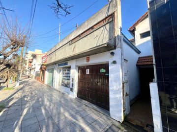 Venta Block 2 locales 2 casas C3 Nva Pompeya