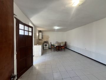 Venta Block 2 locales 2 casas C3 Nva Pompeya