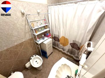 VENTA CASA 4 AMBIENTES COCHERA TERRAZA VELEZ SARFI