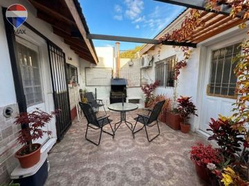 VENTA CASA 4 AMBIENTES COCHERA TERRAZA VELEZ SARFI