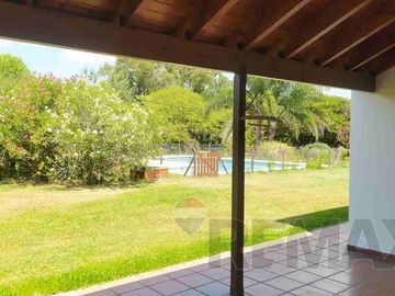 Venta Casa 9 amb La Macarena Capilla del Señor