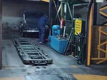 Cochera en excelente ubicación!!