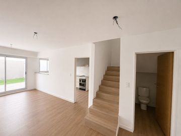 VENTA PB 3 AMB.DUPLEX PATIO V.G.MITRE FINACIACIÓN