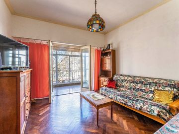 VENTA DEPARTAMENTO 3AMB FLORESTA BALCON/ LUMINOSO