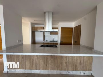 DEPARTAMENTO CON VISTA A LA CIUDAD EN RENTA EN TORRE ELAA