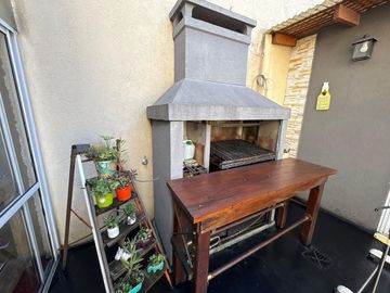 VENTA CASA 3 AMB PILE COCHERA EN LOMAS DEL MIRADOR