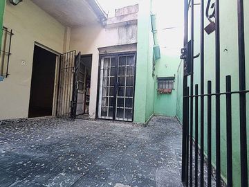 Venta Casa Flores Sur Lote Propio 177m2 Totales