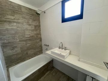 VTA DPTO 3 AMB C/COCHERA A ESTRENAR EN MERLO