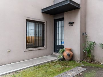 VENTA DEPARTAMENTO 2 AMBIENTES  C/ COCHERA MORENO