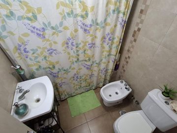 VENTA DEPARTAMENTO 2 AMBIENTES  C/ COCHERA MORENO