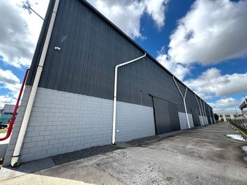 VENTA GALPON POLO INDUSTRIAL EZEIZA