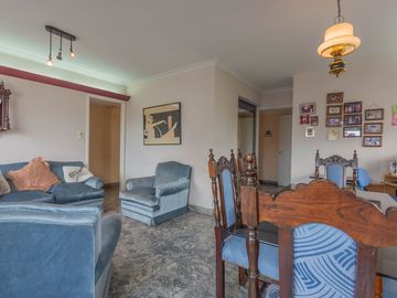 VENTA CABALLITO 4 AMBS. FRENTE BALCON COCHERA