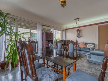 VENTA CABALLITO 4 AMBS. FRENTE BALCON COCHERA