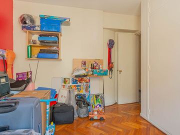VENTA CABALLITO 4 AMBS. FRENTE BALCON COCHERA