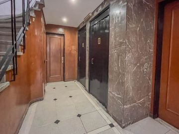 VENTA CABALLITO 4 AMBS. FRENTE BALCON COCHERA