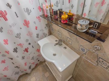 VENTA CABALLITO 4 AMBS. FRENTE BALCON COCHERA