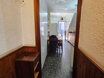 Local comercial con vivienda - Pompeya- venta