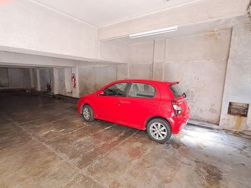 TRES AMB C/COCHERA - MEJOR ZONA CABALLITO