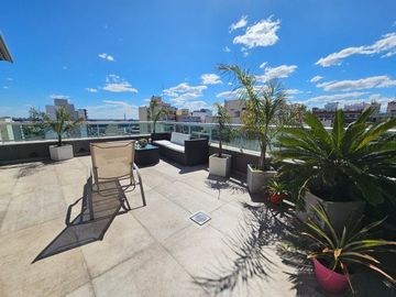 Espect Triplex 5 amb,quincho,terraza-2 coch-Categ