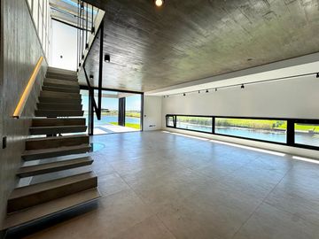 VENTA CASA BARRIO AMARRAS PUERTOS DEL LAGO ESCOBAR