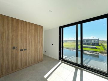 VENTA CASA BARRIO AMARRAS PUERTOS DEL LAGO ESCOBAR