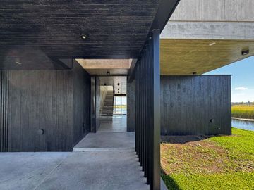 VENTA CASA BARRIO AMARRAS PUERTOS DEL LAGO ESCOBAR