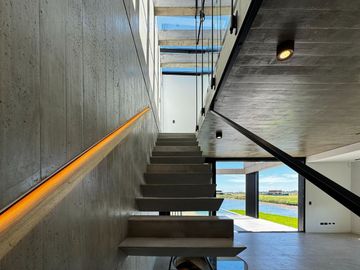 VENTA CASA BARRIO AMARRAS PUERTOS DEL LAGO ESCOBAR