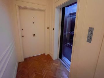 VENTA DEPARTAMENTO 4 AMBIENTES CON COCHERA RETIRO