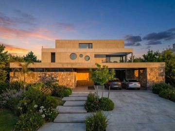 VENTA CASA BARRIO MUELLES PUERTOS DEL LAGO ESCOBAR