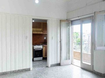 Venta 4 ambientes con terraza Ballester