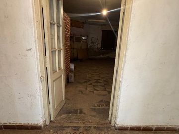 VENTA CASA LOCAL A RECICLAR BARRIO MARECHAL CBA