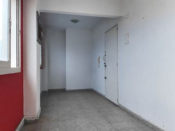 VENTA OFICINA AVELLANEDA CENTRO