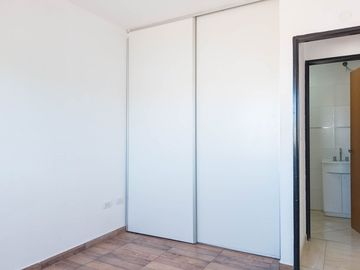 VENTA DPTO 2 AMBIENTES BERAZATEGUI. OPC COCHERA