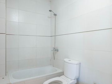 VENTA DPTO 2 AMBIENTES BERAZATEGUI. OPC COCHERA